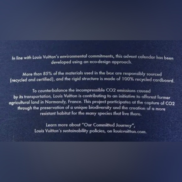 ❌SOLD❌ Louis Vuitton signature logo Ornament - RARE & HARD TO FIND! - Picture 6 of 7